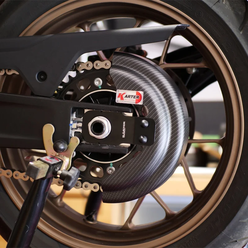 YAMAHA FAZER 1000 von 2001 bis 2005 - Carbon Look Matt Kettenschutz
