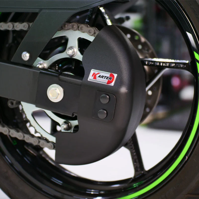 KAWASAKI NINJA 7 HYBRID - SCHWARZER Satin-Kettenschutz