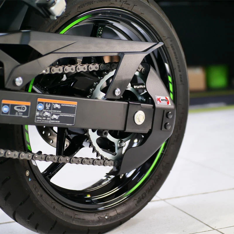 KAWASAKI NINJA 7 HYBRID - SCHWARZER Satin-Kettenschutz