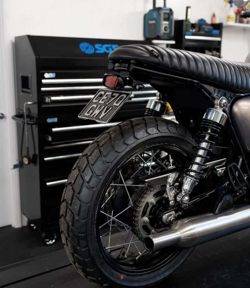 Sottocoda con Fanale GORT Bonneville T100 e T120 dal 2016