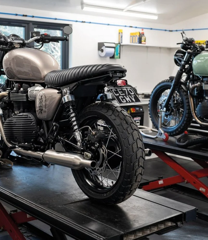 Sottocoda con Fanale GORT Bonneville T100 e T120 dal 2016