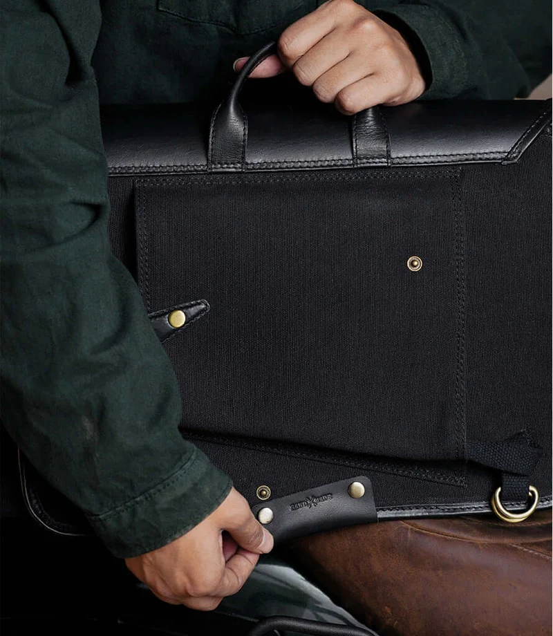 Borsa Laterale Expedition Nera - Sinistra