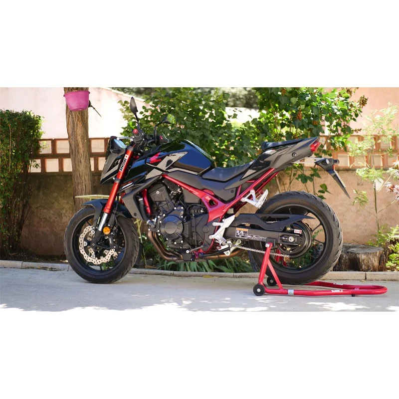 HONDA CB750 Hornet ab 2023 – Satin SCHWARZer Kettenschutz