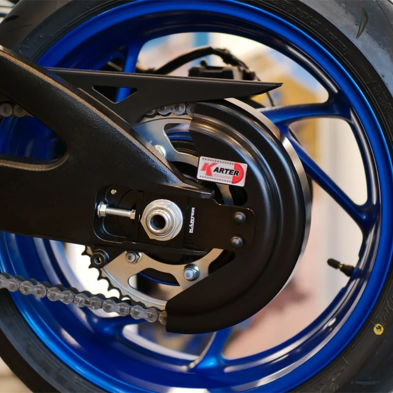 SUZUKI GSX-S 1000 GX – Satin-SCHWARZer Kettenschutz