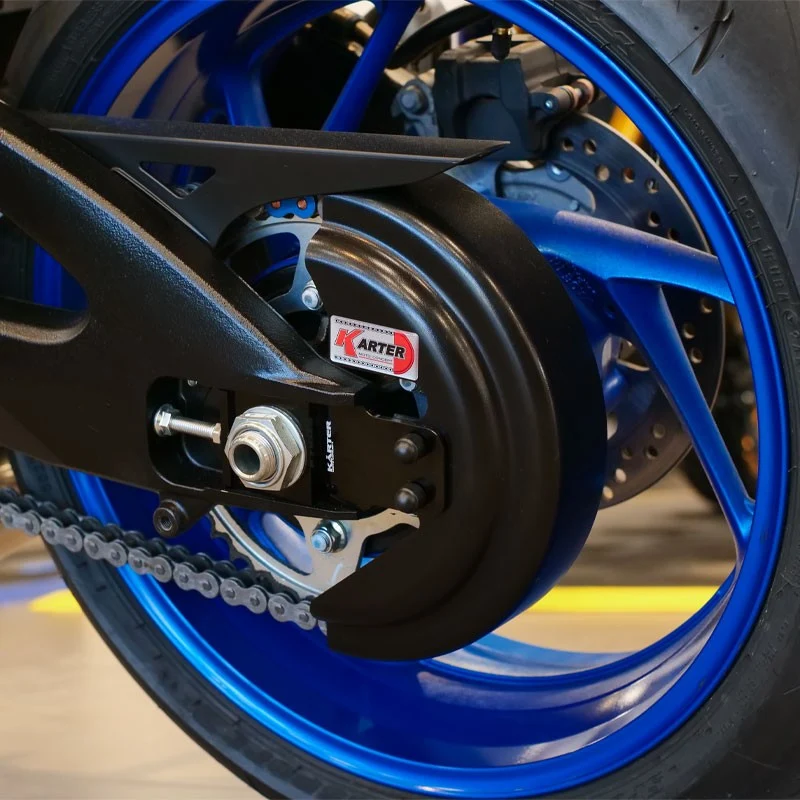 SUZUKI GSX-S 1000 GX – Satin-SCHWARZer Kettenschutz