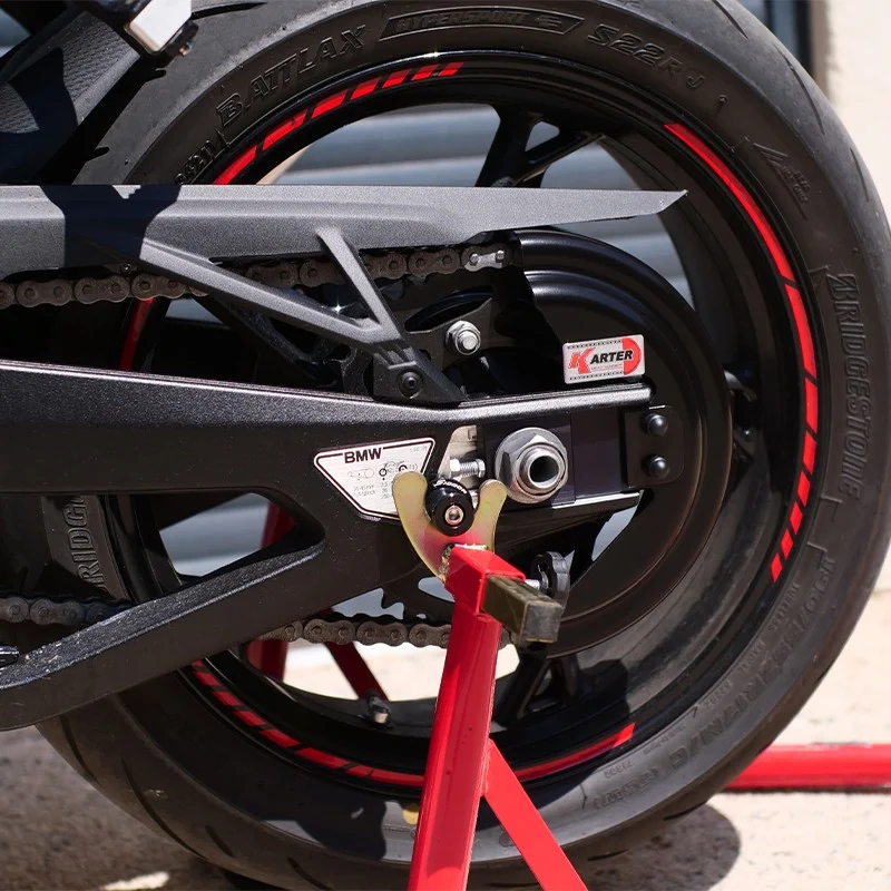 BMW S 1000 R – Satin-SCHWARZer Kettenschutz