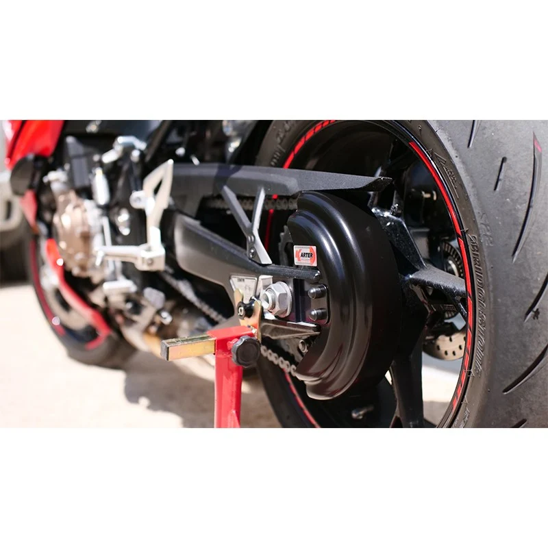 BMW S 1000 R – Satin-SCHWARZer Kettenschutz