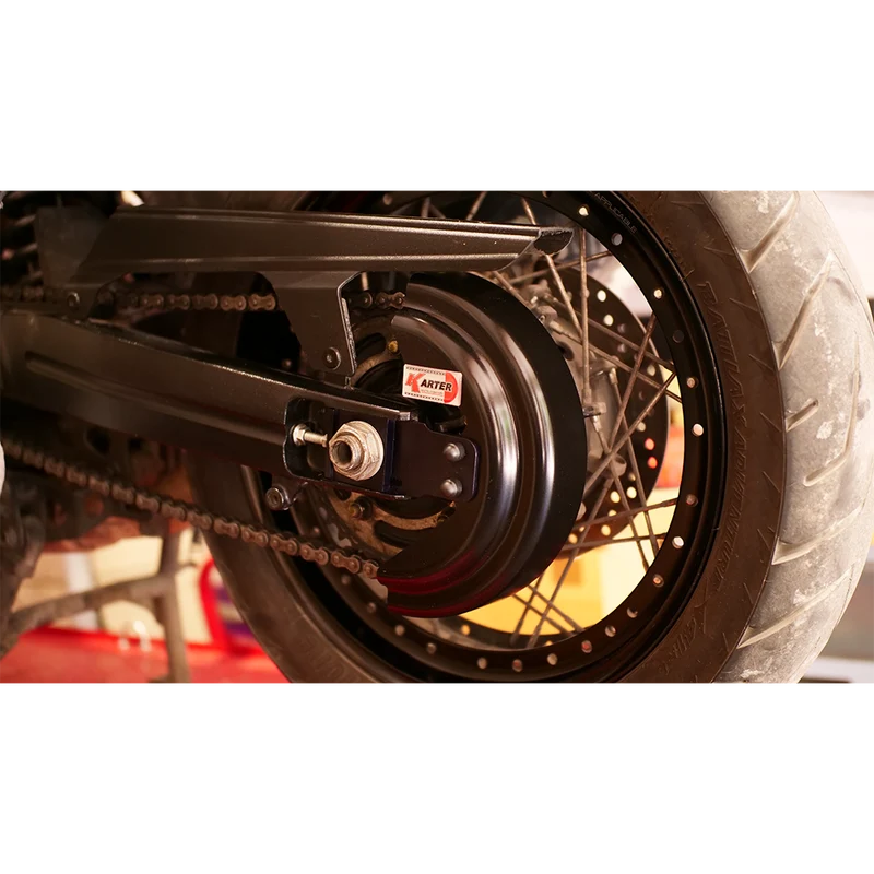 SUZUKI V-STROM 1000 ab 2014 – Satin-SCHWARZER Kettenschutz