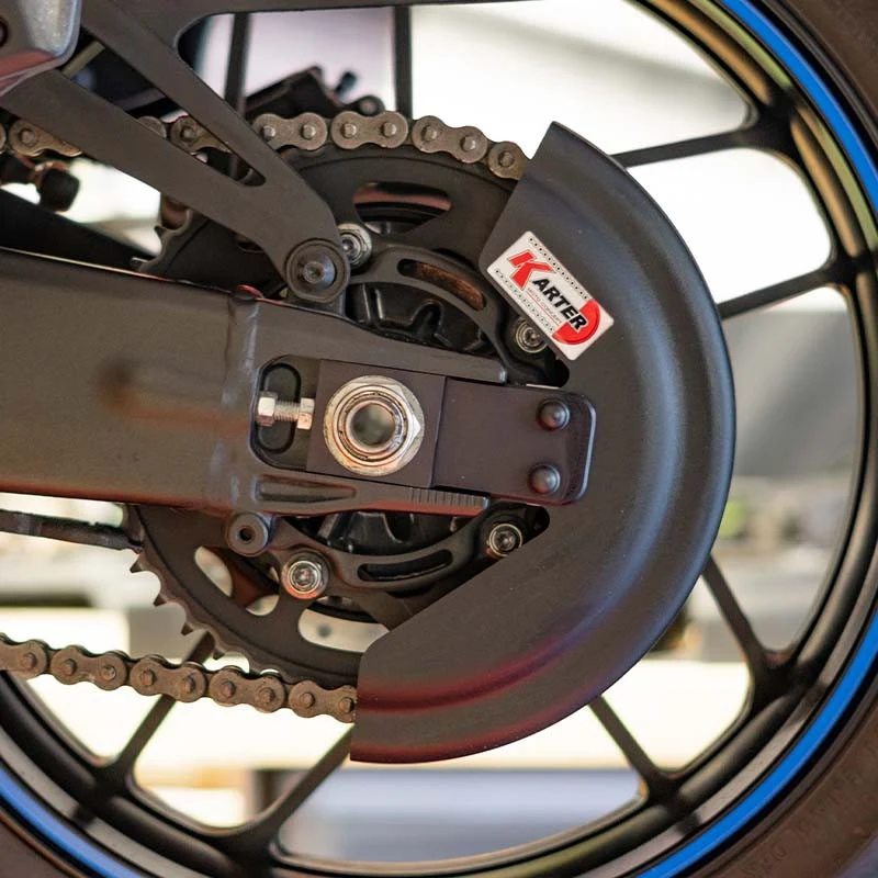 Yamaha Tracer 9 ab 2021 – satinierter schwarzer Kettenschutz