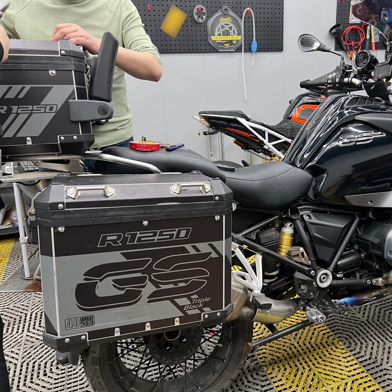 Stickers For BMW R1200GS LC,R1250GS,ADV Aluminum Panniers & Top Boxes Decals