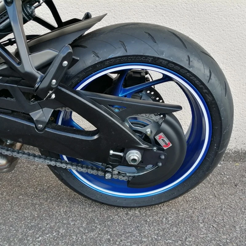 SUZUKI GSX-S 1000 – Satin SCHWARZer Kettenschutz