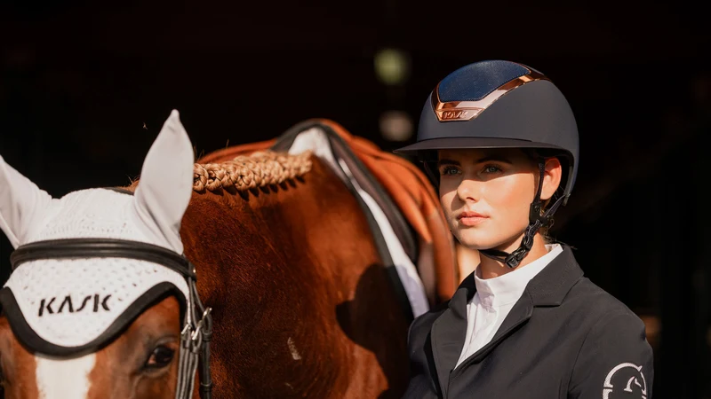 Riding Helmet Star Lady Chrome Navy/Everyrose