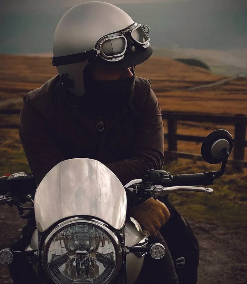 Cupolino Cafe Racer per Triumph / Royal Enfield