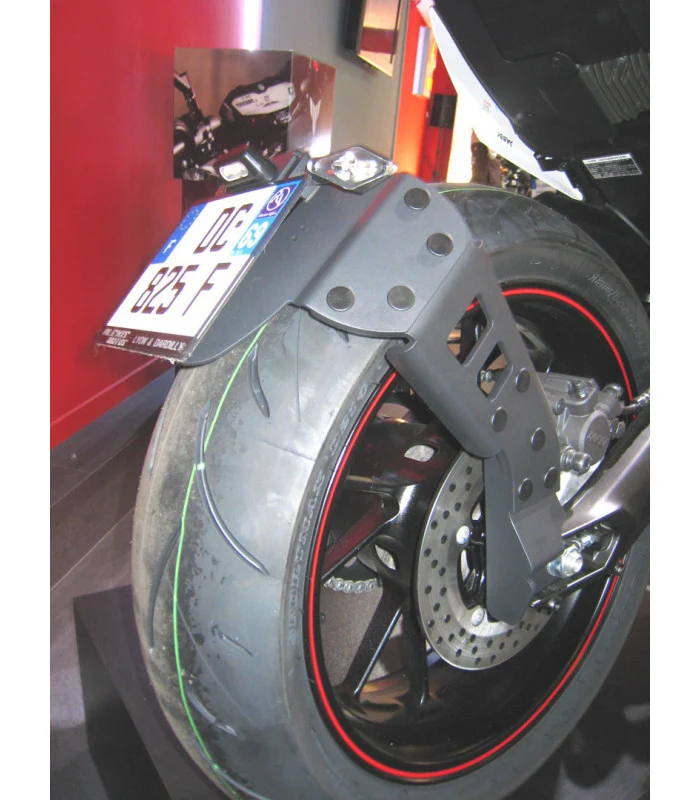 Yamaha MT09 Radspülplattenhalterung