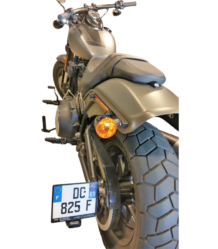 Harley-Davidson FXFBS FAT BOB 114 Seitenplattenhalter