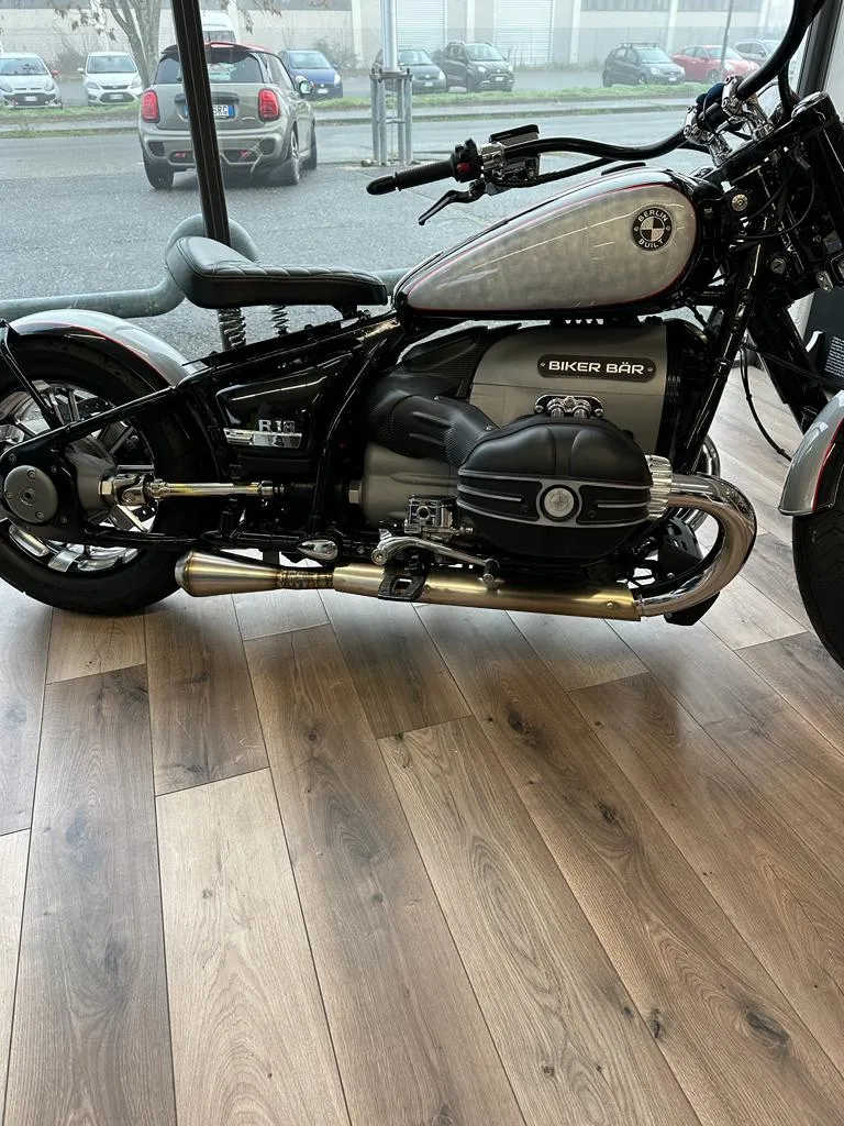 Paar Megaphon-Schalldämpfer aus Edelstahl BMW R18