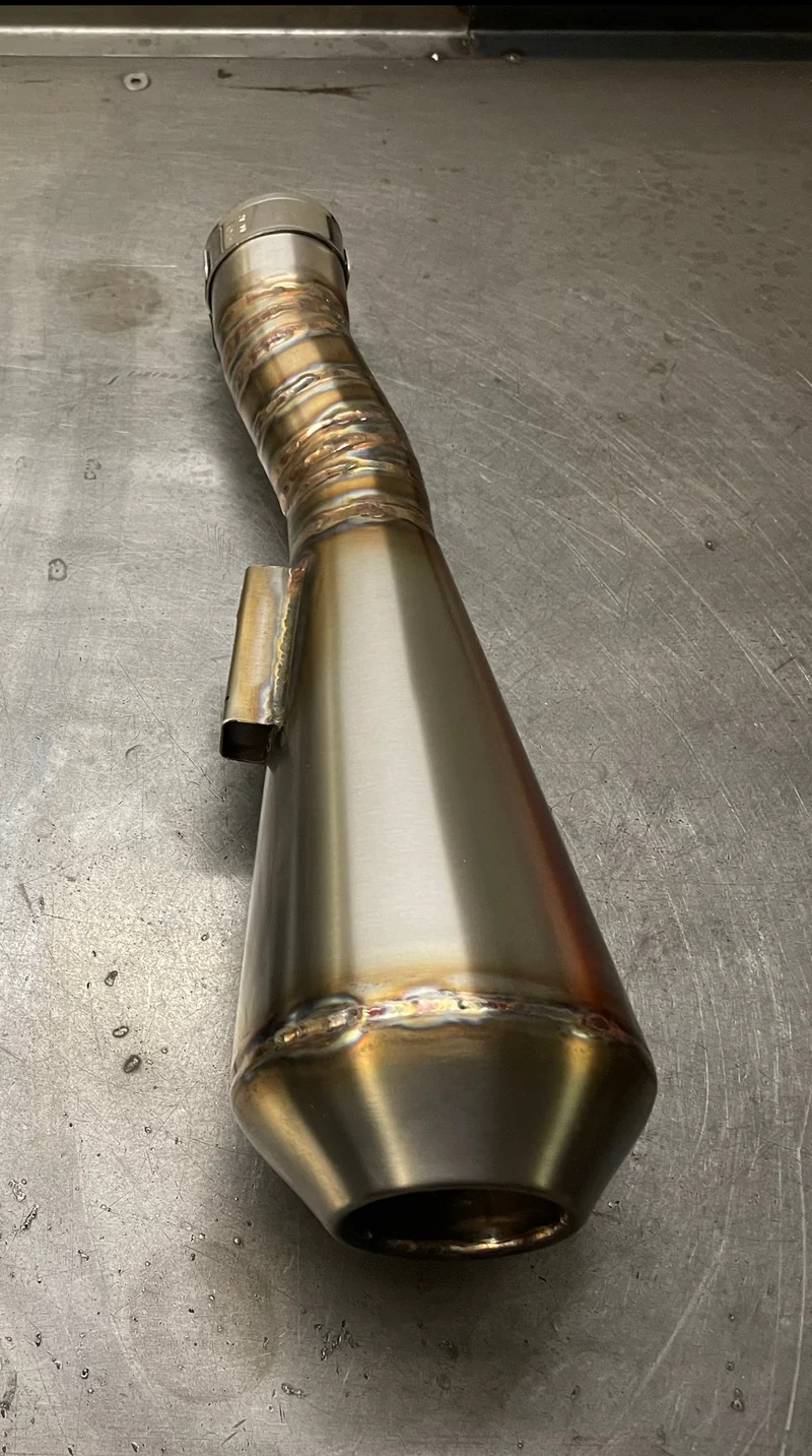 Paar Megaphon-Schalldämpfer aus Edelstahl BMW R18