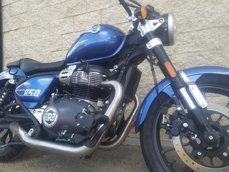 Auspuff „Hot Rod“ Royal Enfield Super Meteor / ShotGun 650