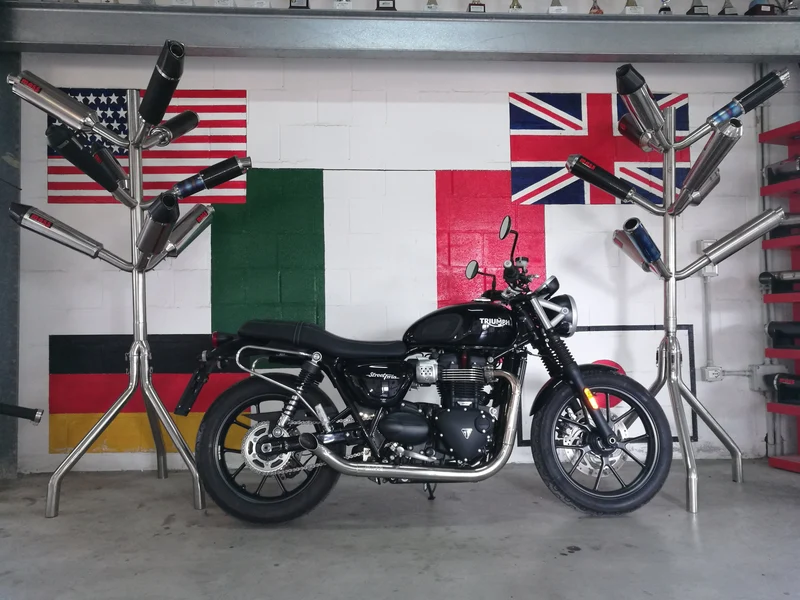 MASS "Hot Rod" Auspuff Triumph Straße Zweibettzimmer