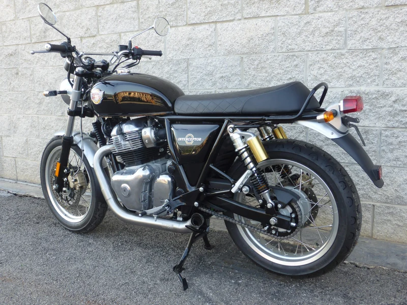 Auspuff "Hot Rod" Royal Enfield Interceptor/ continentalund GT 650