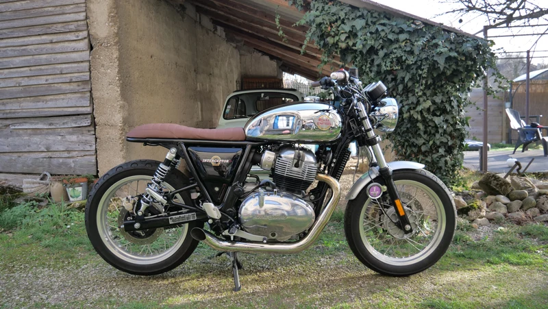 Auspuff "Hot Rod" Royal Enfield Interceptor/ continentalund GT 650