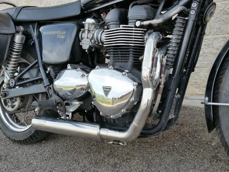 Bonneville "Cross" Auspuff / Scrambler /Thruxton