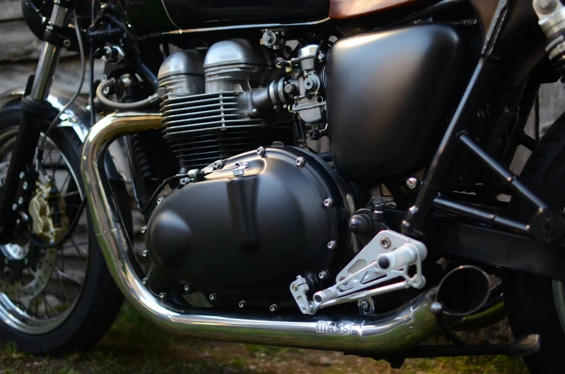 Bonneville Hot Rod Auspuff / Scrambler /Thruxton