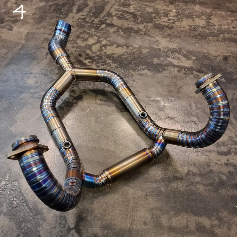Titan Auspuffkrümmer für Nine T