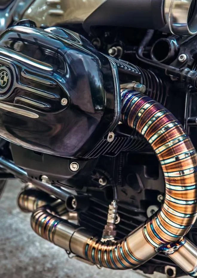 Titan Auspuffkrümmer für Nine T