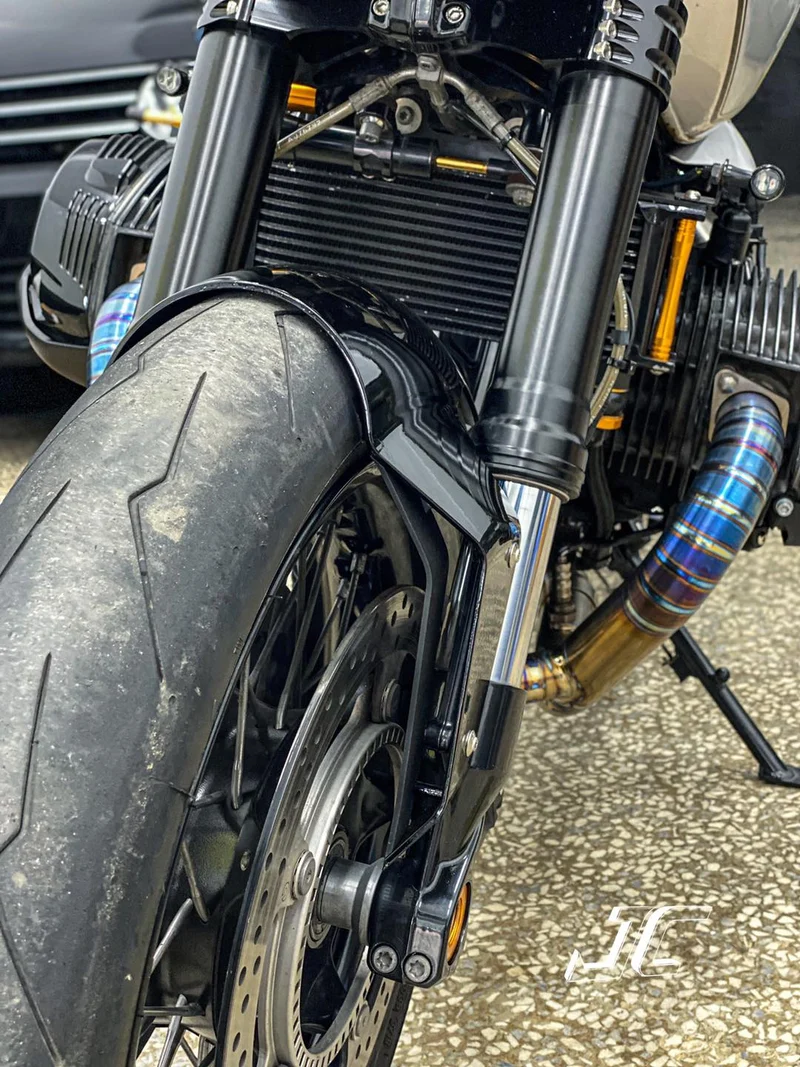 Titan Auspuffkrümmer für Nine T