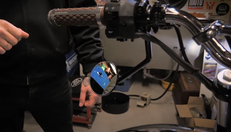 Universalspiegel mit Adaptern