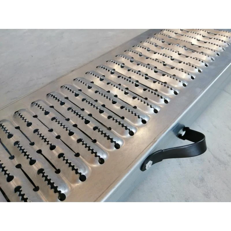 Klappbare Stahlrampe 250 kg (mit Griff)