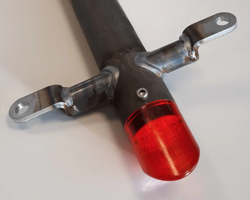 Rückschleife Bobber BMW mit Rücklicht