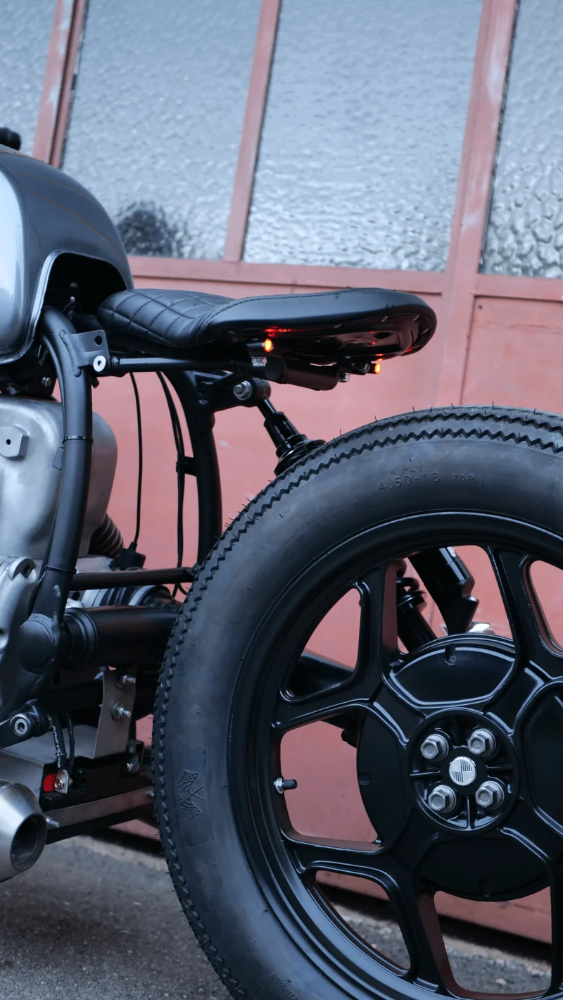 Rückschleife Bobber BMW