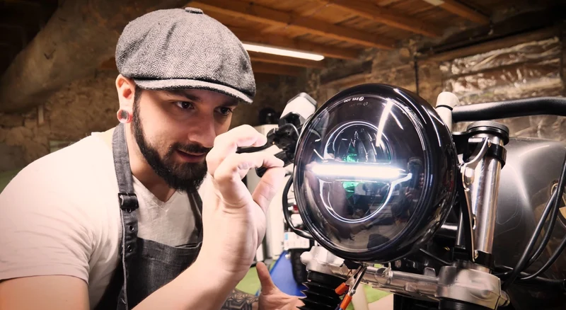 Voll-LED HALO G2 "Horizon" Scheinwerfer