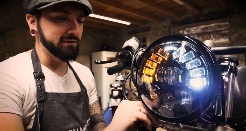 Voll-LED HALO G2 "Alien" Scheinwerfer