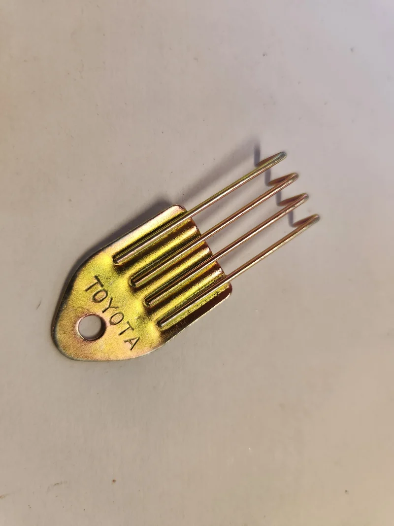 Toyota sewing machine hooks