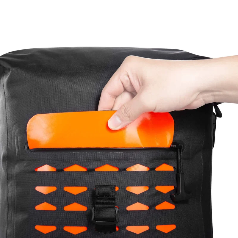 Tatonka Commuter Rolltop 30 WP