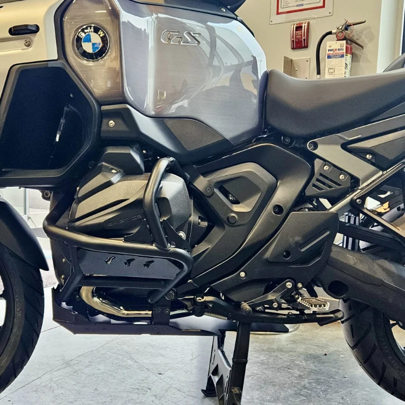 Outback Motortek Motorschutzplatte für BMW R 1300 GS / GSA