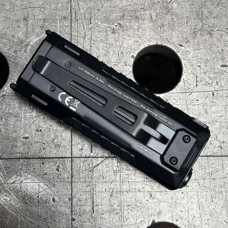 Nitecore EDC37 Taschenlampe