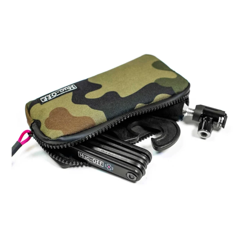 Muc-Off Essentials Case Camo