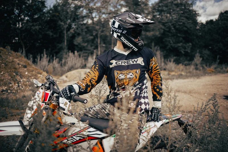 Bogotto V328 Xadrez Carbon Motocross Helmet